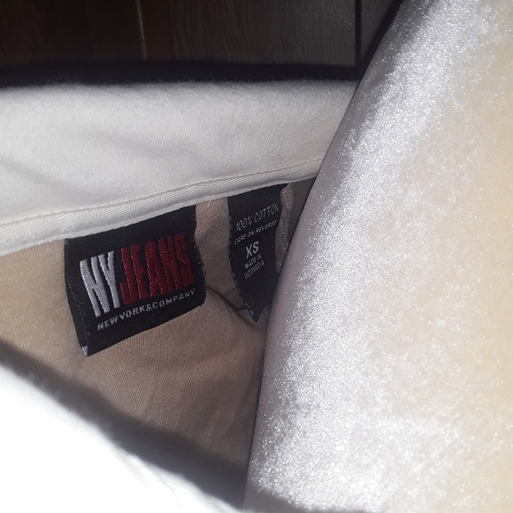 Womans XS Jacket New York Jean's Tan Coffee and White Colored Zip up Jacket - Picture 4 of 7